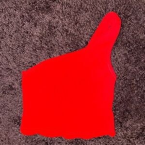 one shoulder crop top